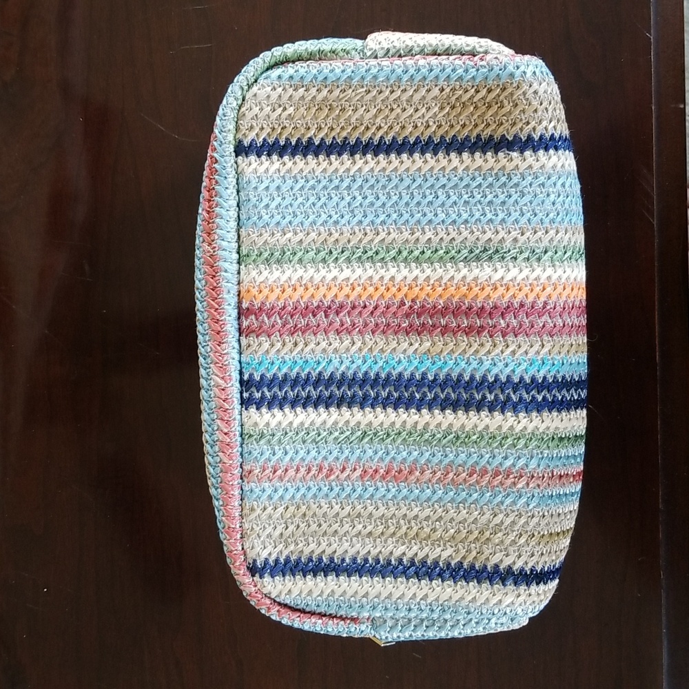 NWOT Tropical Raffia Clutch